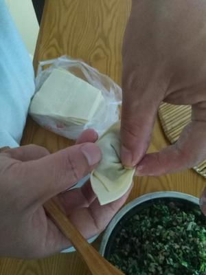 菜肉香菇木耳大馄炖的做法 步骤21