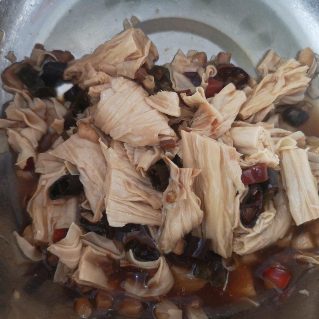 凉拌腐竹