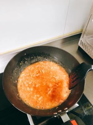 超级下饭茄汁面筋的做法 步骤2