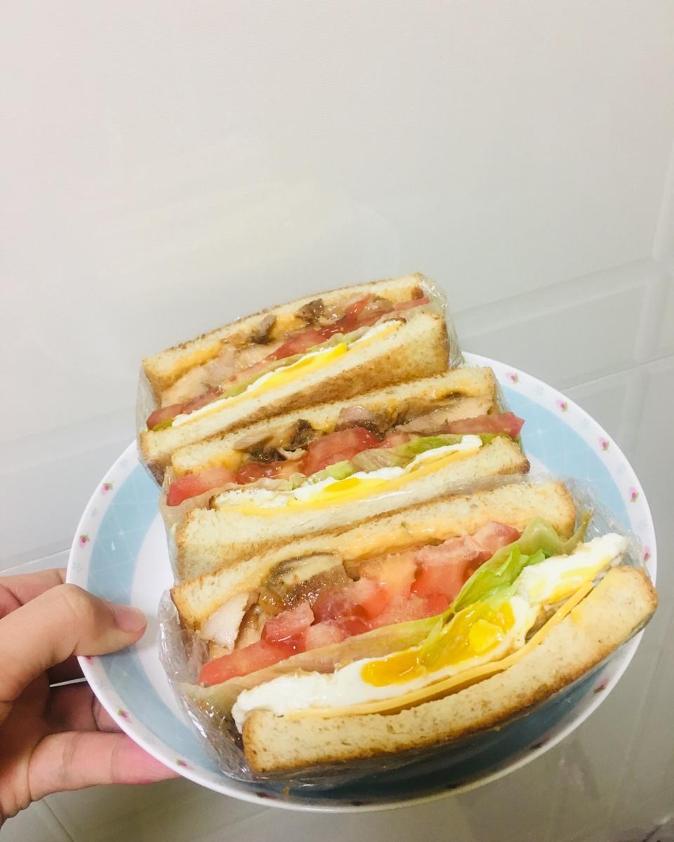 照烧鸡腿三明治