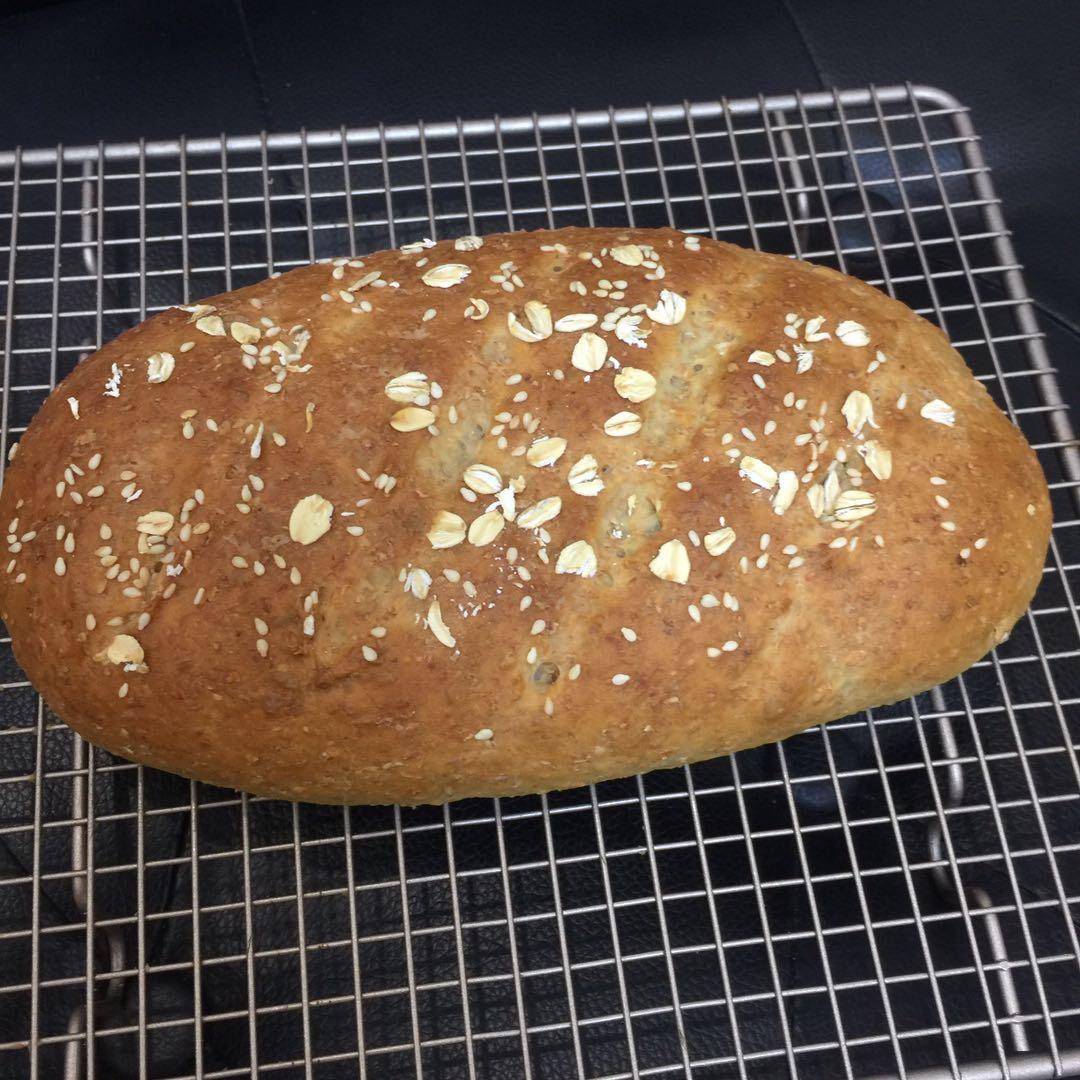 全麦杂粮乳酪面包