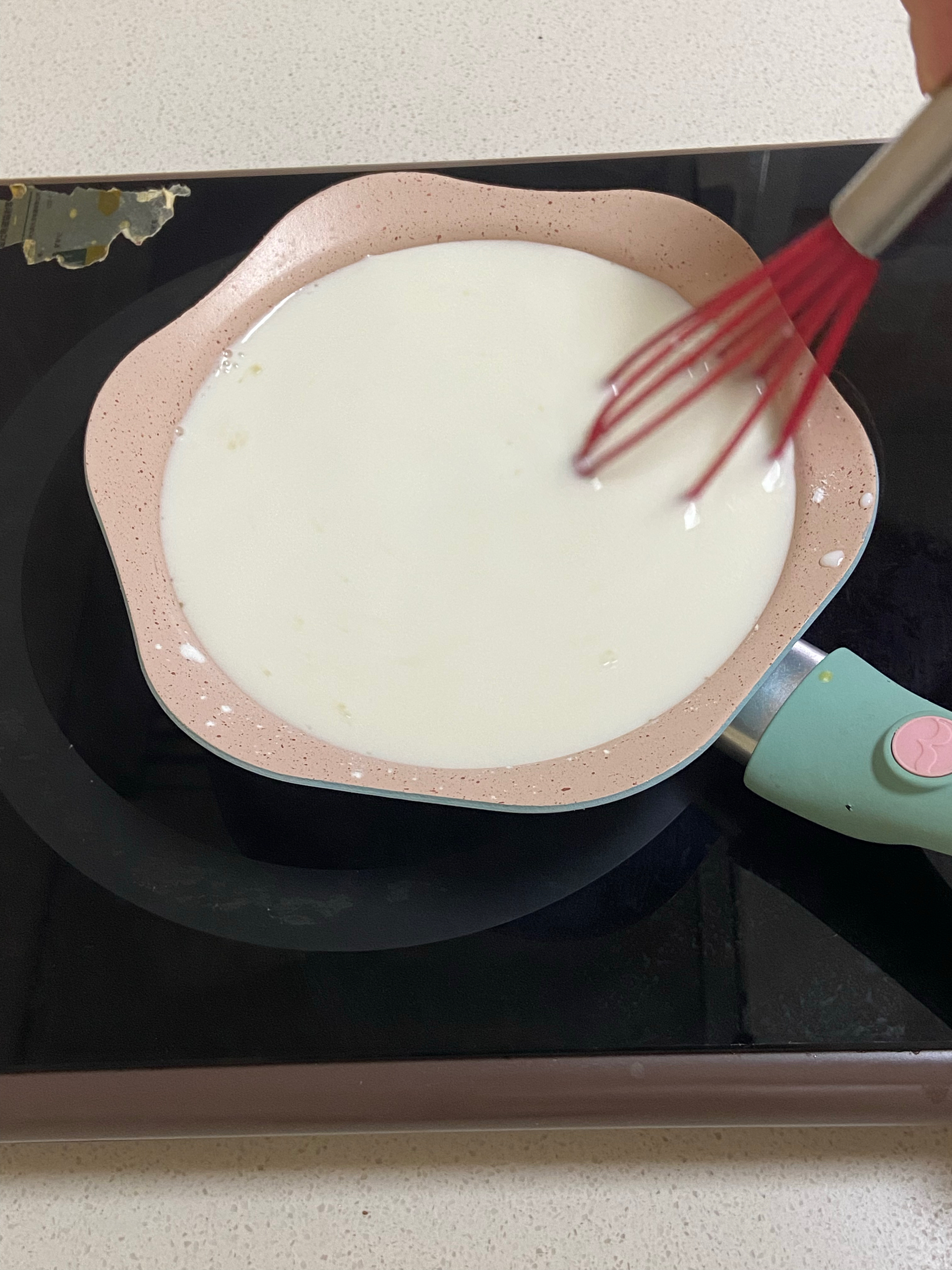 椰香蛋奶卷🍥软叽叽奶呼呼的，超爱❤️的做法 步骤5