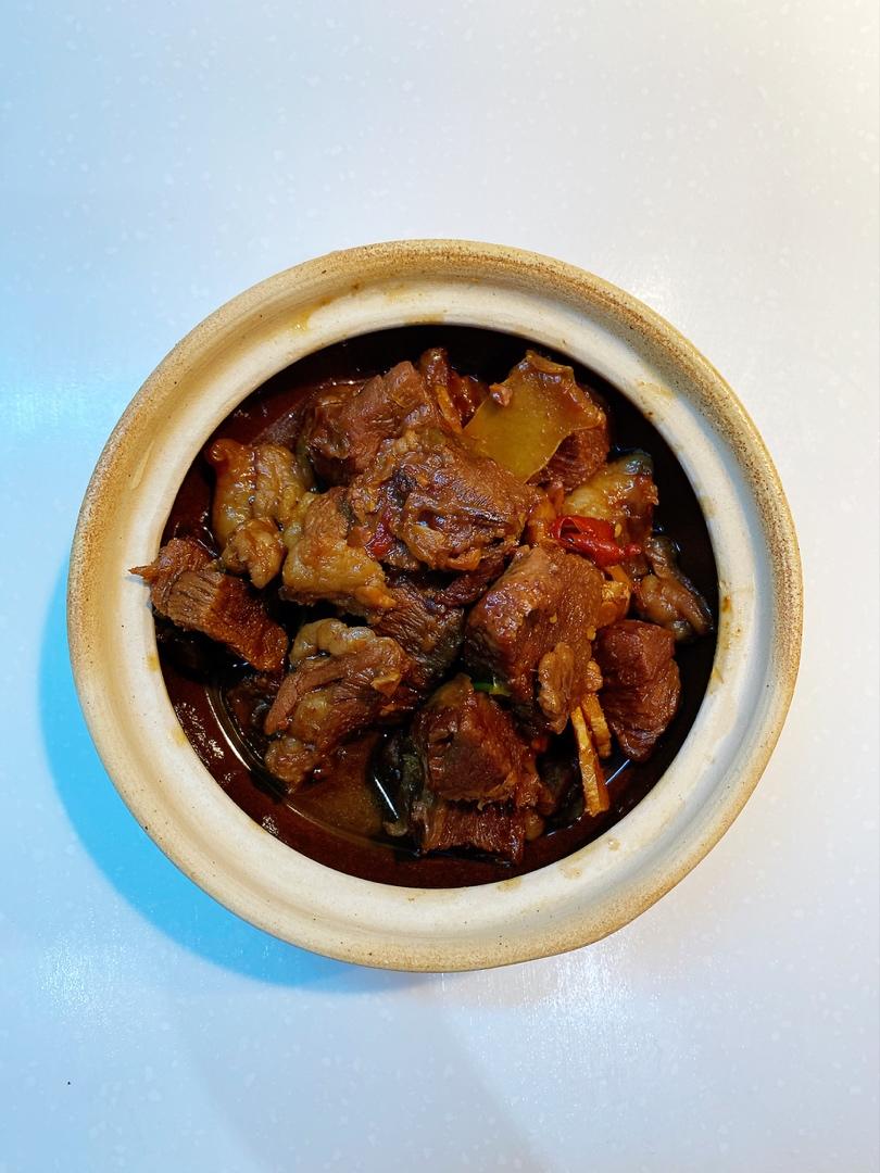 广式焖牛腩