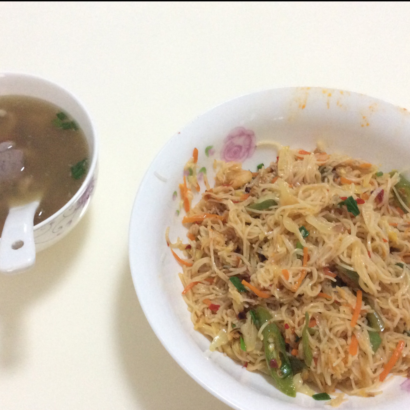 虾仁炒面