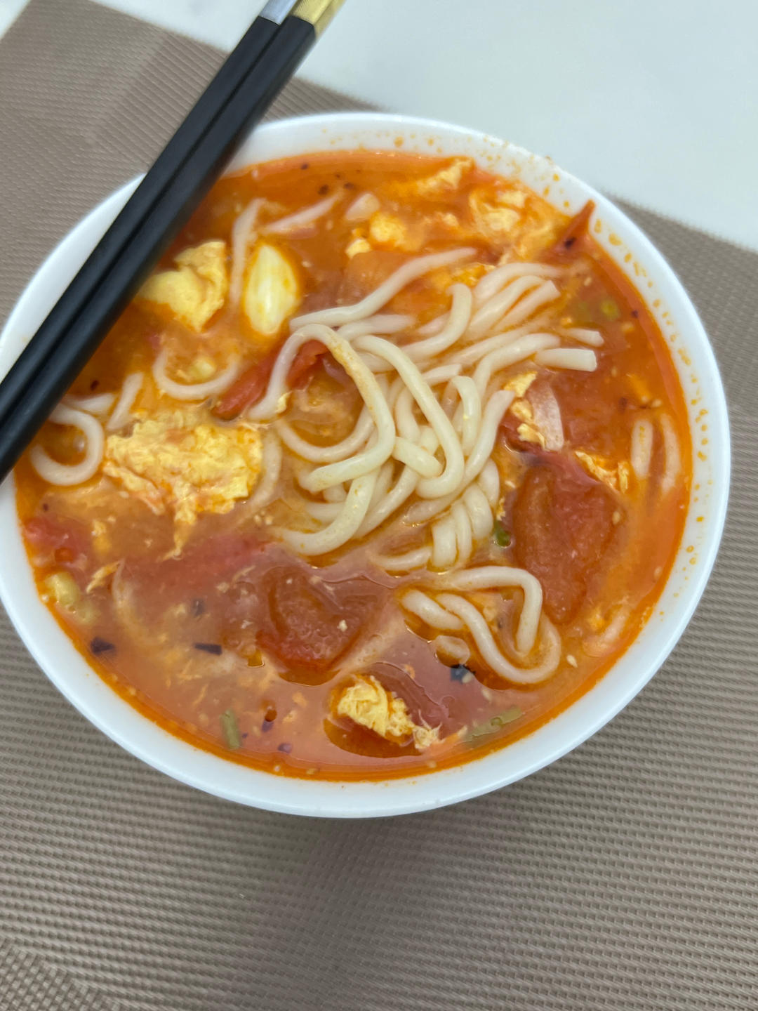 恨不得抱着锅舔的番茄鸡蛋面