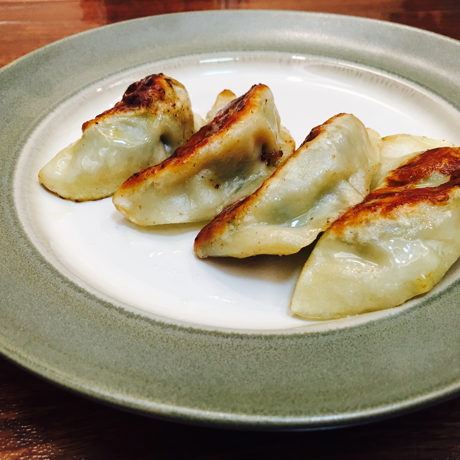 煎饺子