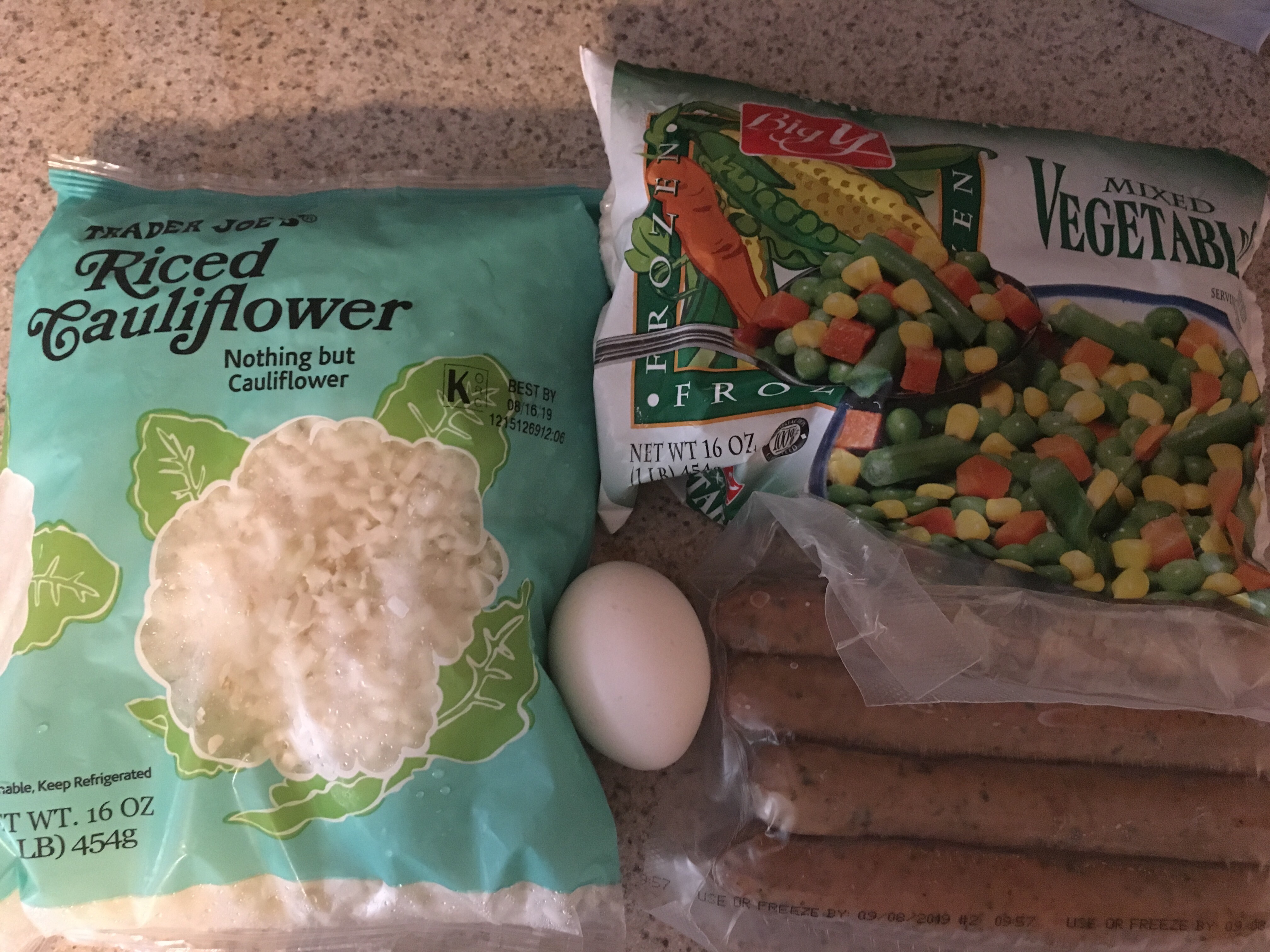 健康无碳水花菜粒炒“饭”的做法 步骤1