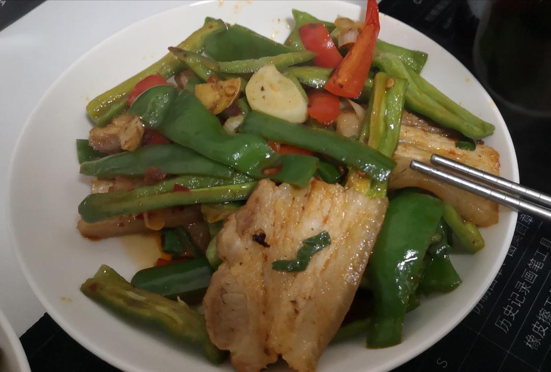 成都人家里的青椒回锅肉