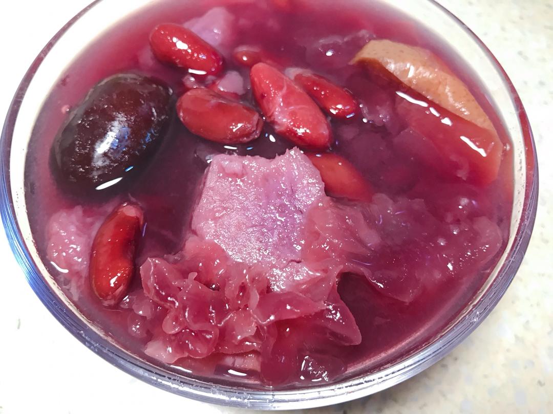 紫薯银耳雪梨糖水 不加糖的糖水做法