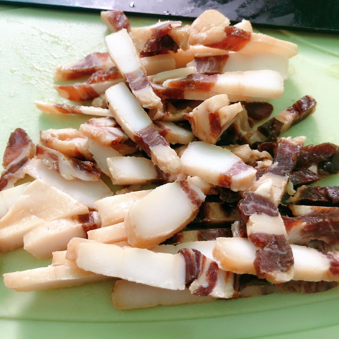 腊味煲仔饭的做法 步骤4