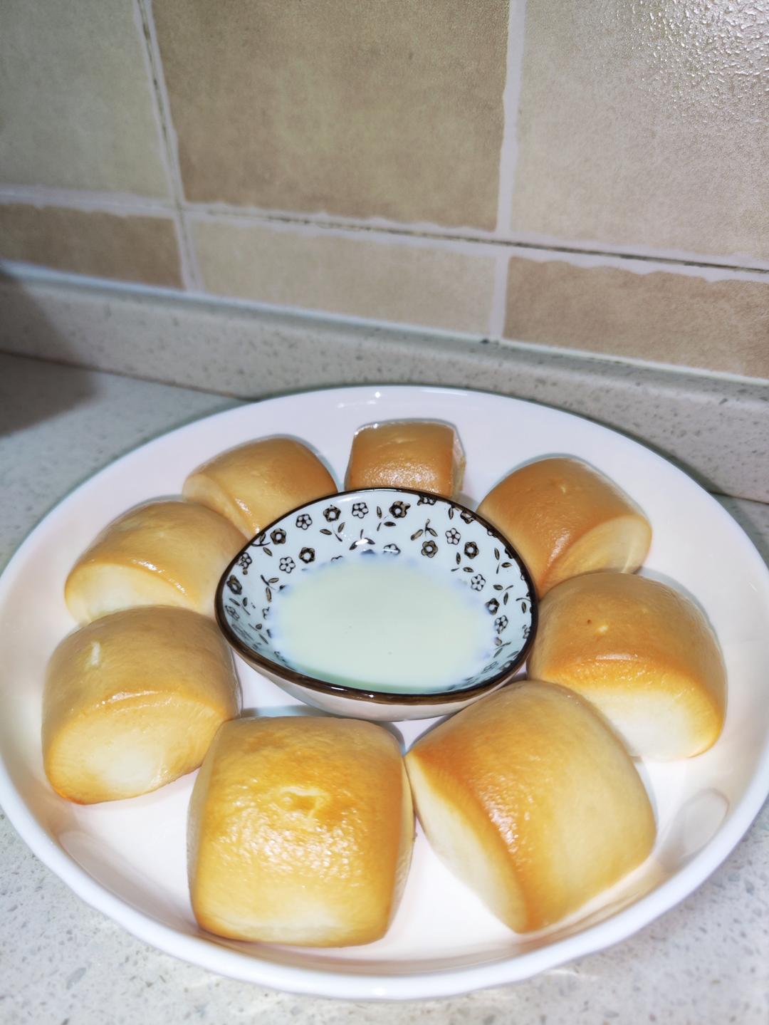空气炸锅别闲置了！超级好吃的烤奶香馒头