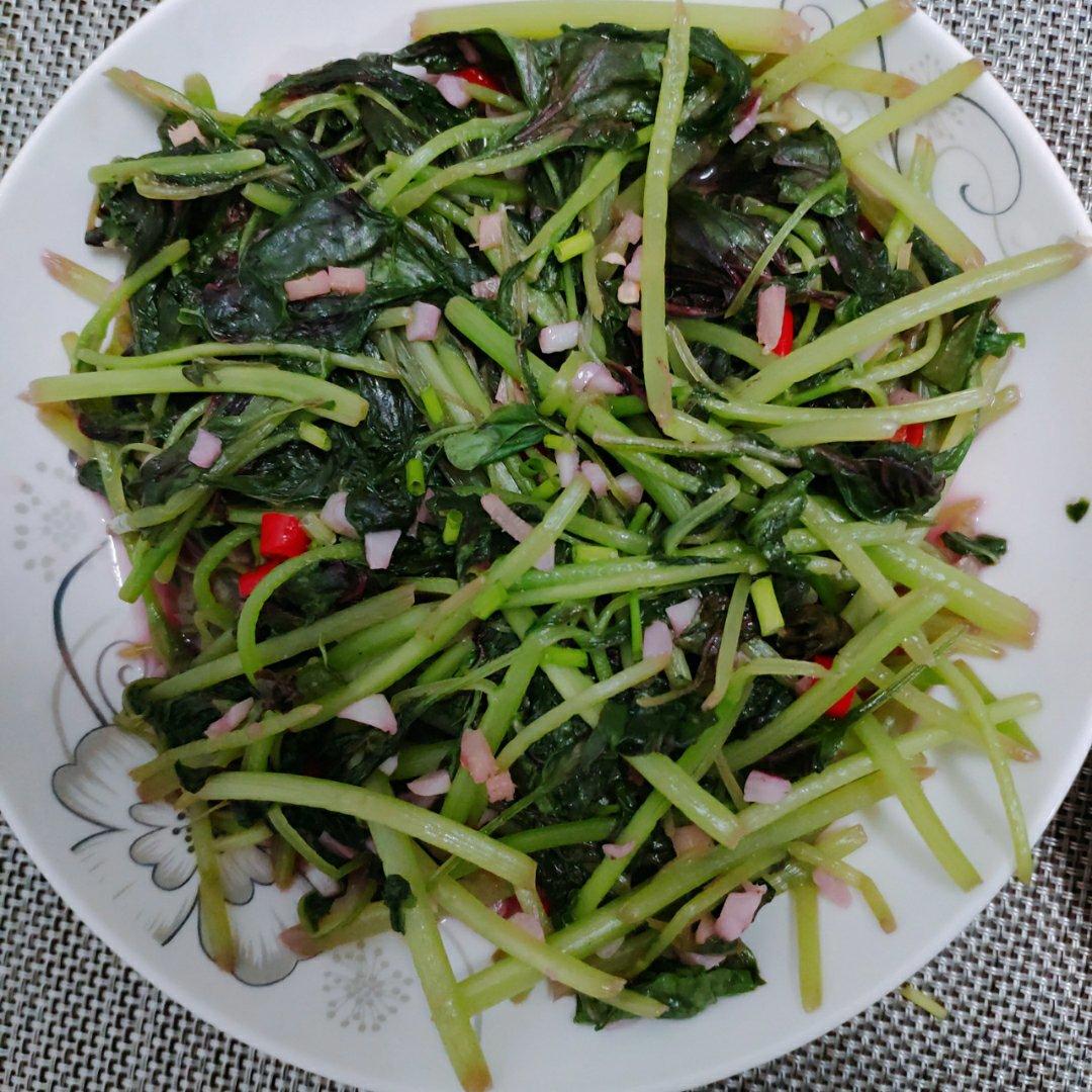 蒜炒红米苋