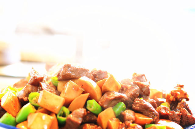 黑椒杏鲍菇牛肉粒