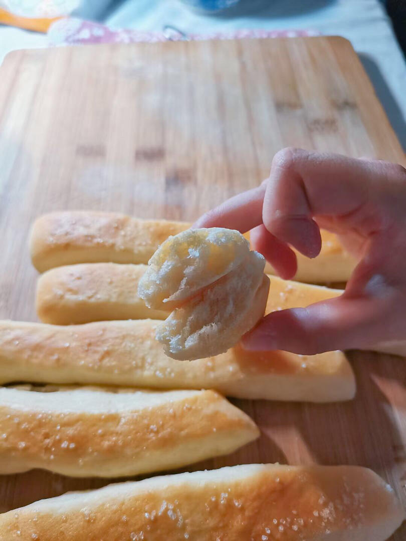 糖霜牛奶面包棒