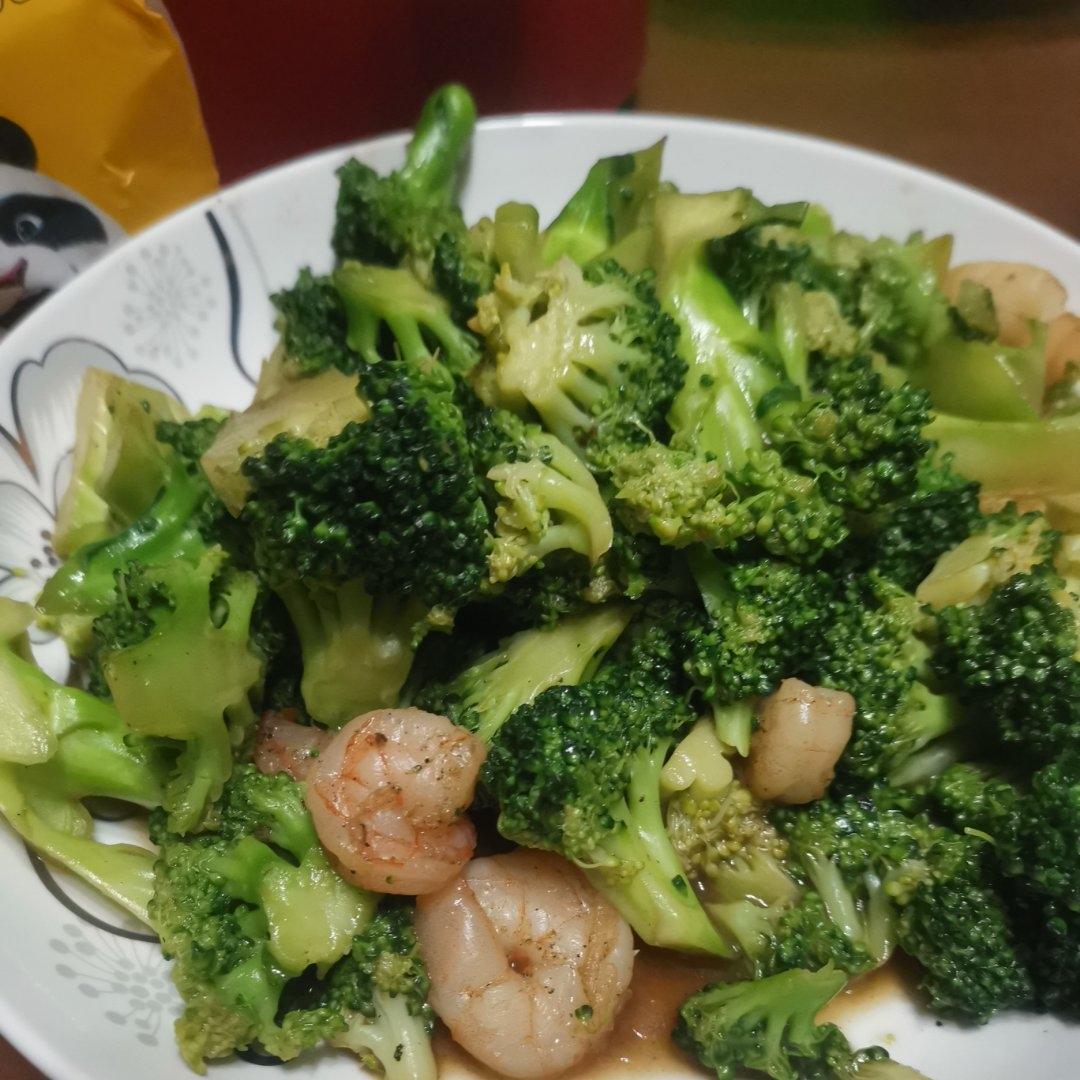 减肥去脂的西兰花炒虾仁