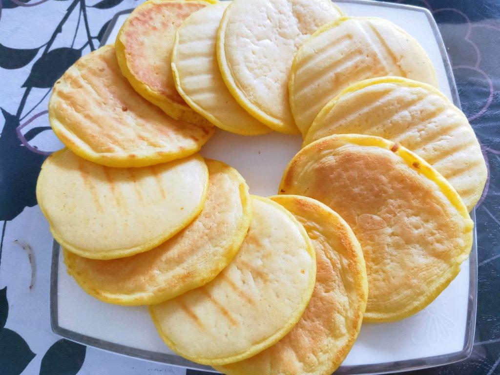 玉米面松饼，早起5分钟搞定，又软又健康