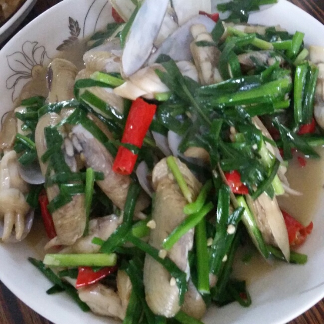 蛏子炒韭菜
