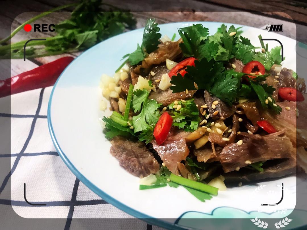 凉拌卤牛肉