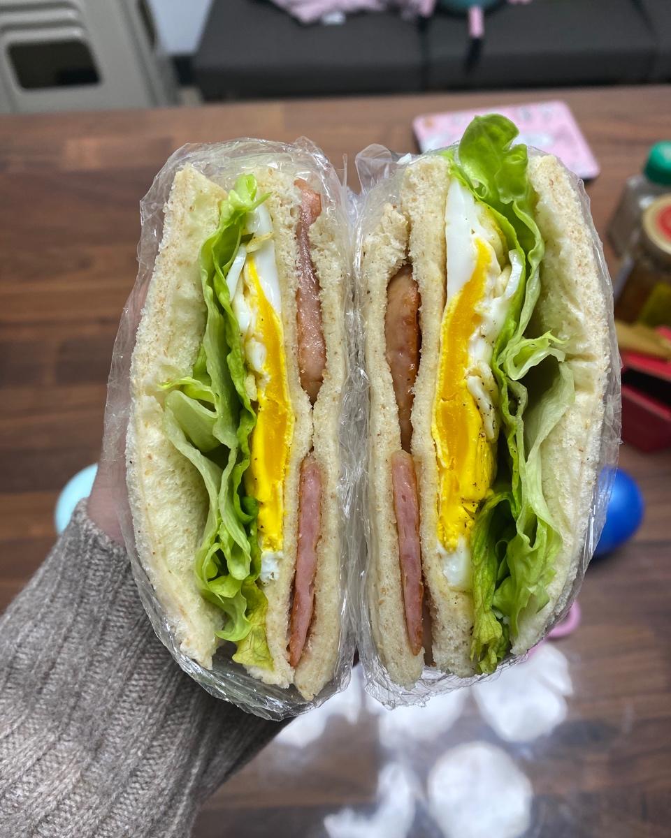 随意任性发挥的早餐三明治