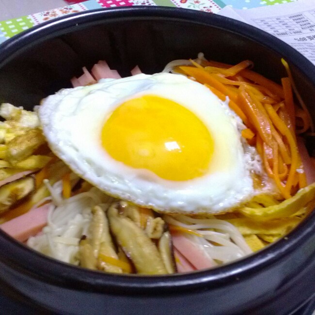 韩国石锅拌饭