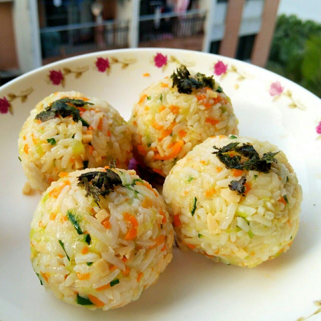 心情饭团