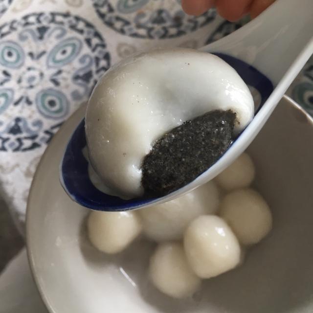 《Tinrry下午茶》教你做芝麻汤圆