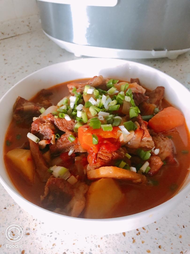 番茄土豆炖牛腩