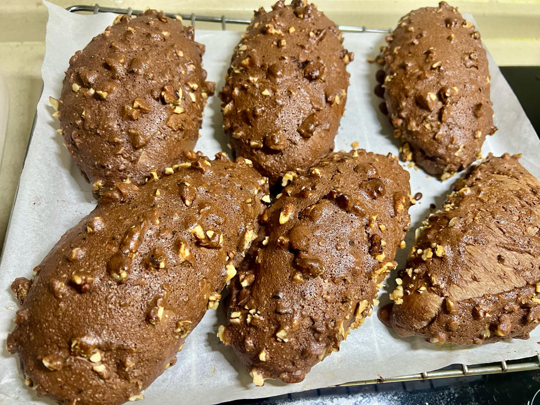 核桃布里奥斯/巧克力马里奥面包