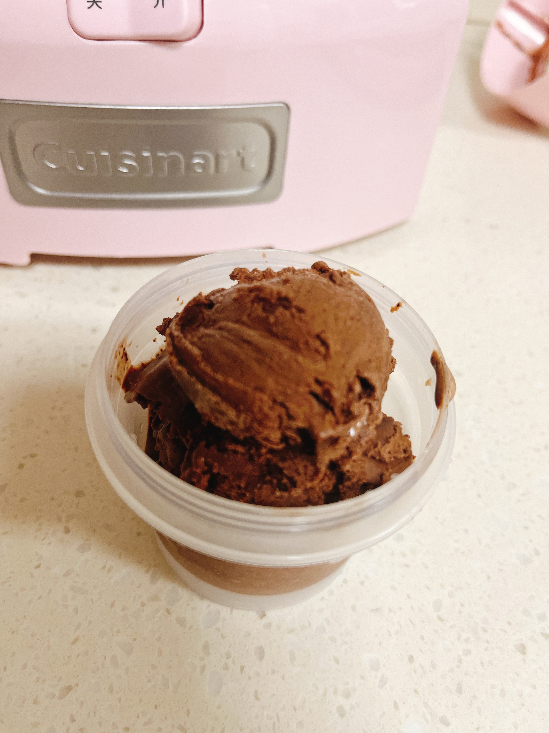 巧克力冰激凌（美膳雅冰激凌机）的做法