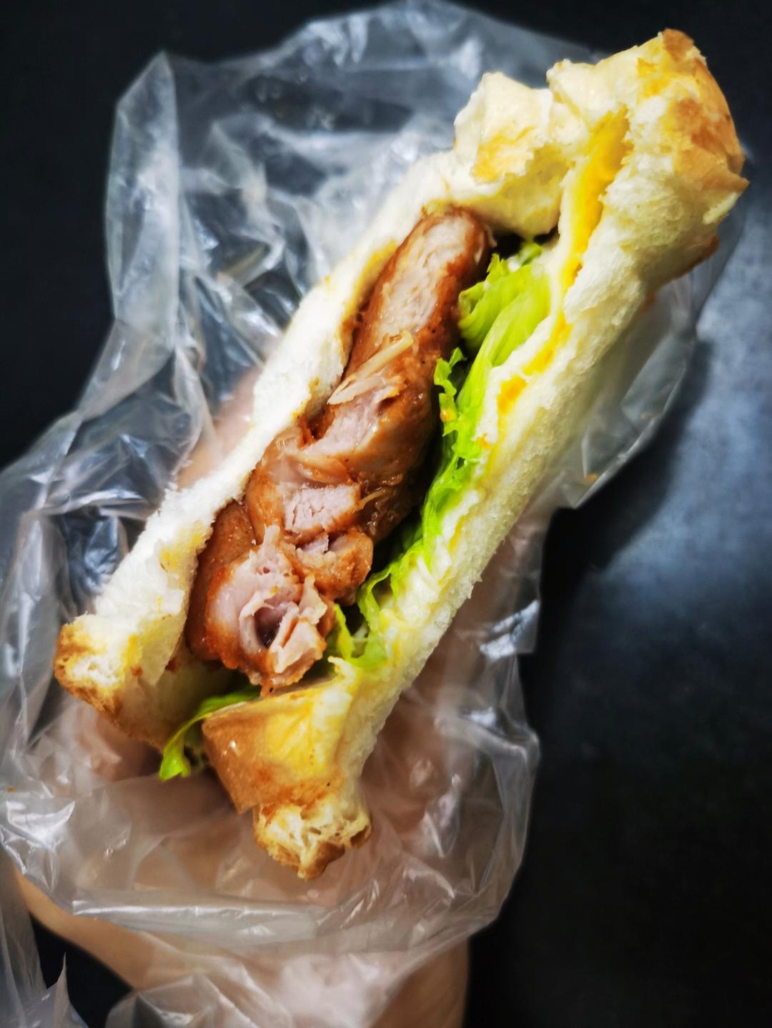 奥尔良鸡腿堡（方法全部有！！现做！！）
