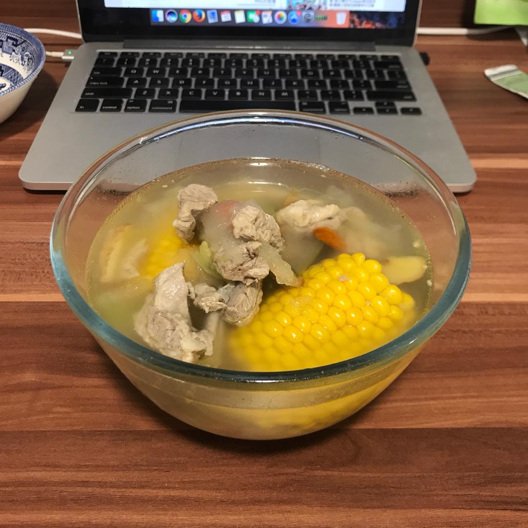 冬瓜排骨玉米汤