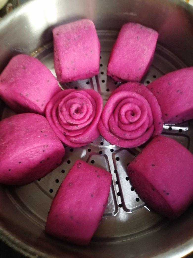 毛阿毛丫做的火龙果双色馒头