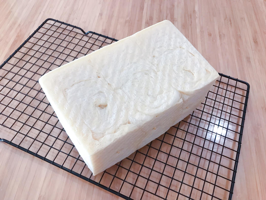 软到拿不起来的生吐司