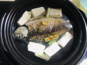 鲜美鲫鱼豆腐汤的做法 步骤3