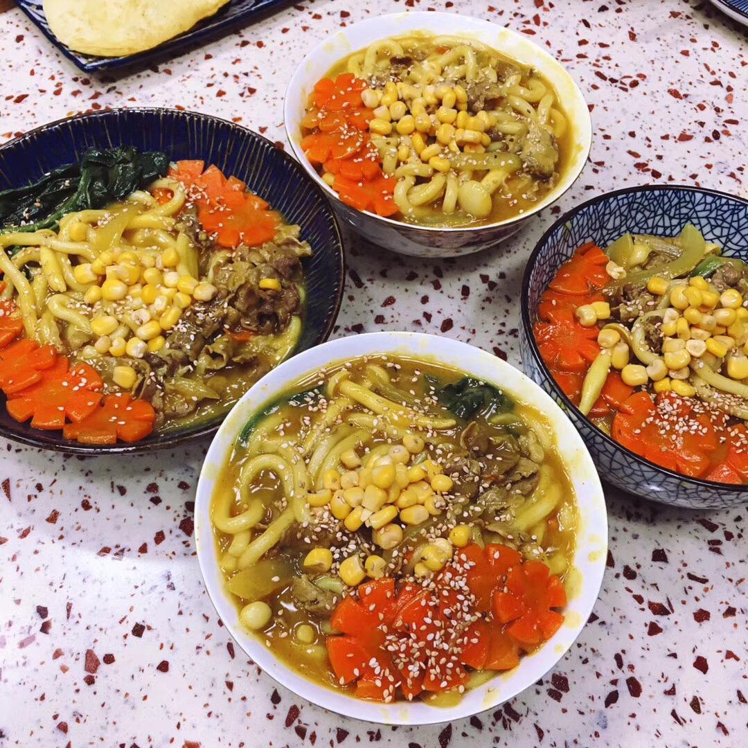 咖喱肥牛乌冬面