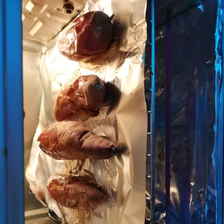 【糯唧唧的烤红薯】糖油四溢皮肉分离外糯里嫩吸溜着吃！