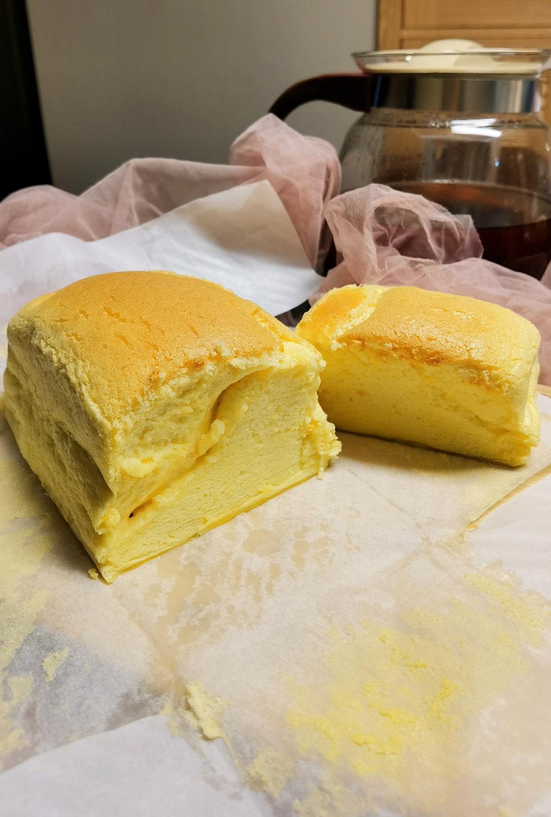 堪比柯基屁股
爆浆芝士🧀古早蛋糕