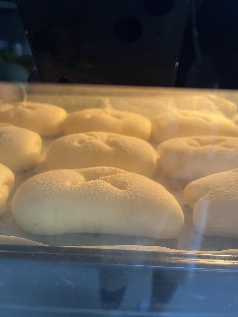 超软牛奶小面包