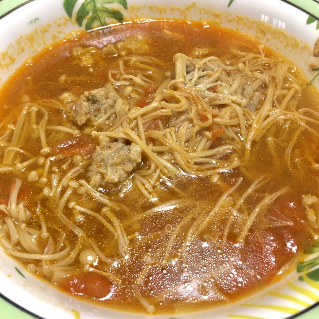 一汤底两吃！西红柿金针菇肉丸子汤（肉丸面）