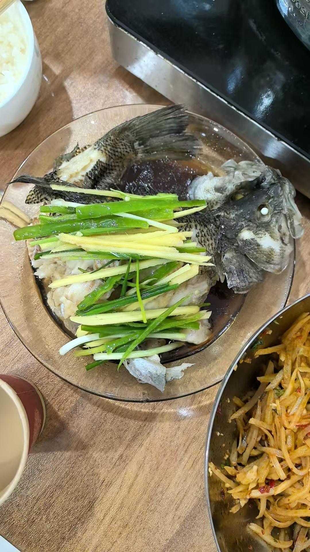 清蒸桂花鱼(鳜鱼)，适合各种清蒸鱼，超级鲜美