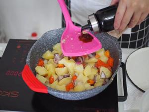 减脂版咖喱豆腐的做法 步骤3