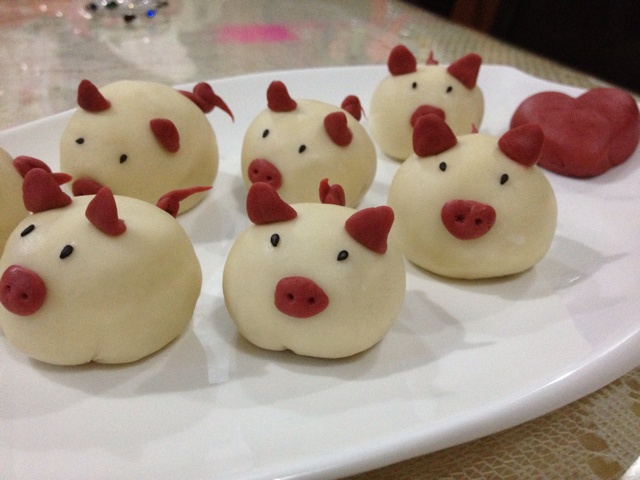 可爱的小猪豆沙包