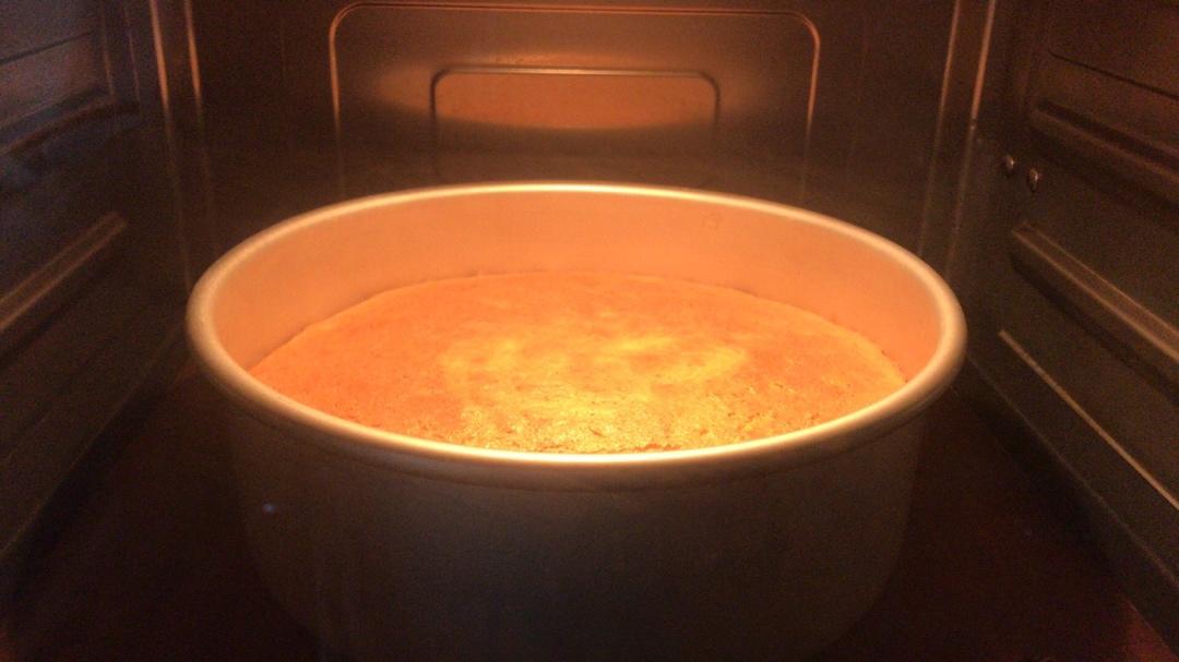 简单易成功的古早蛋糕 戚风蛋糕