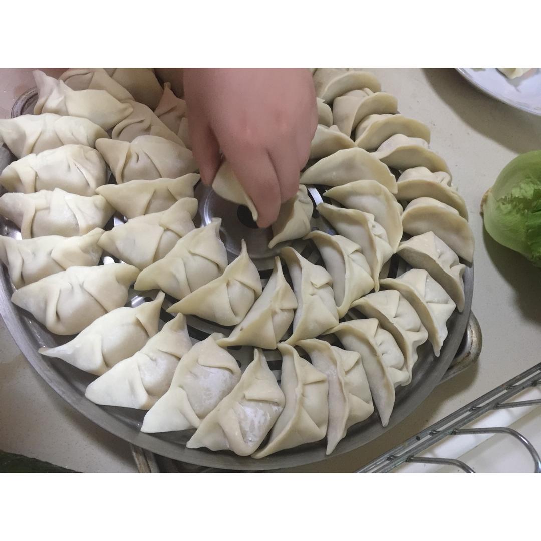 香菇猪肉胡萝卜饺子