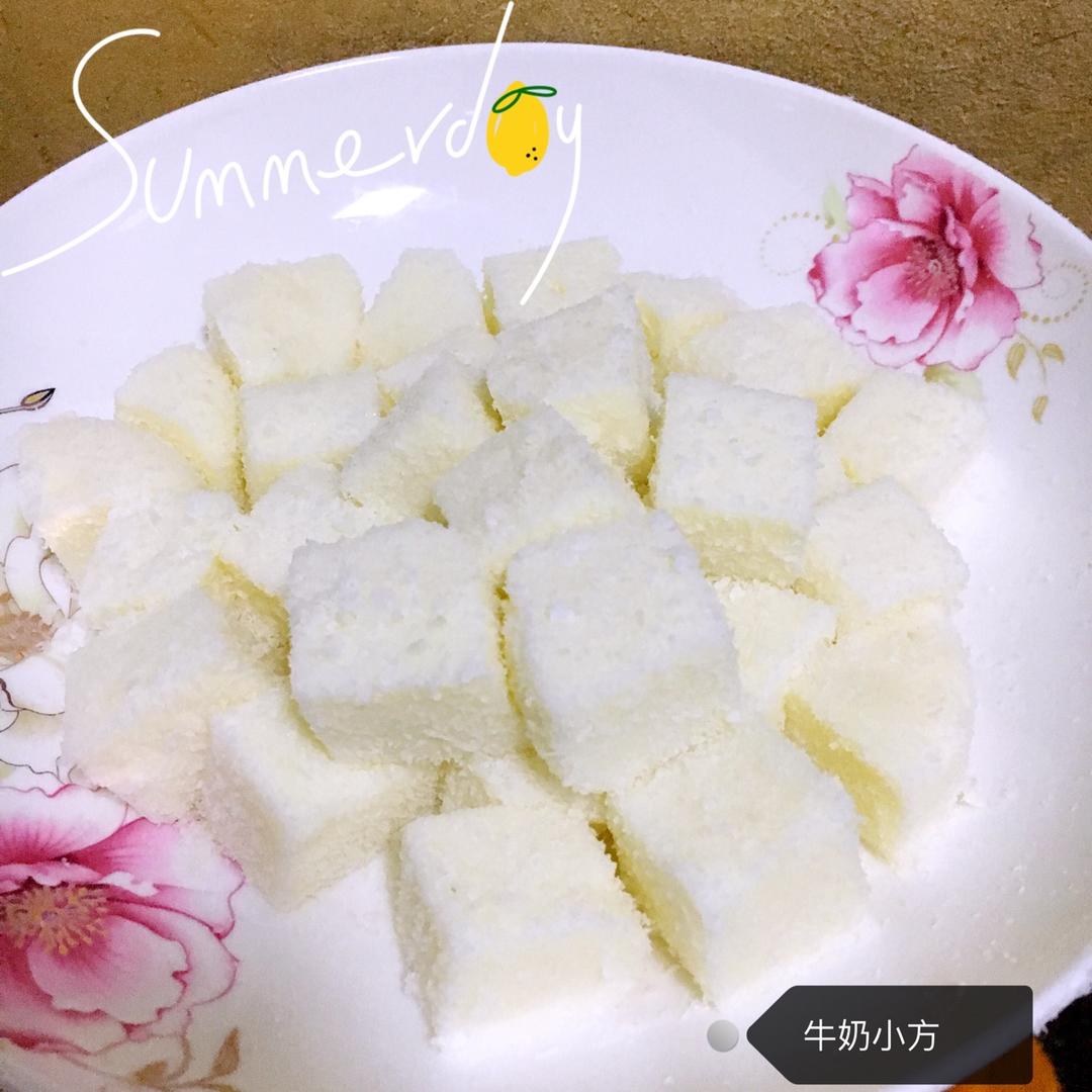 太棒啦！1个方子，做出2道口味一流的甜品！——椰奶小方&炸鲜奶