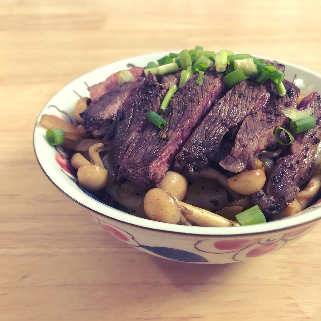 日式牛排饭Steak Donburi