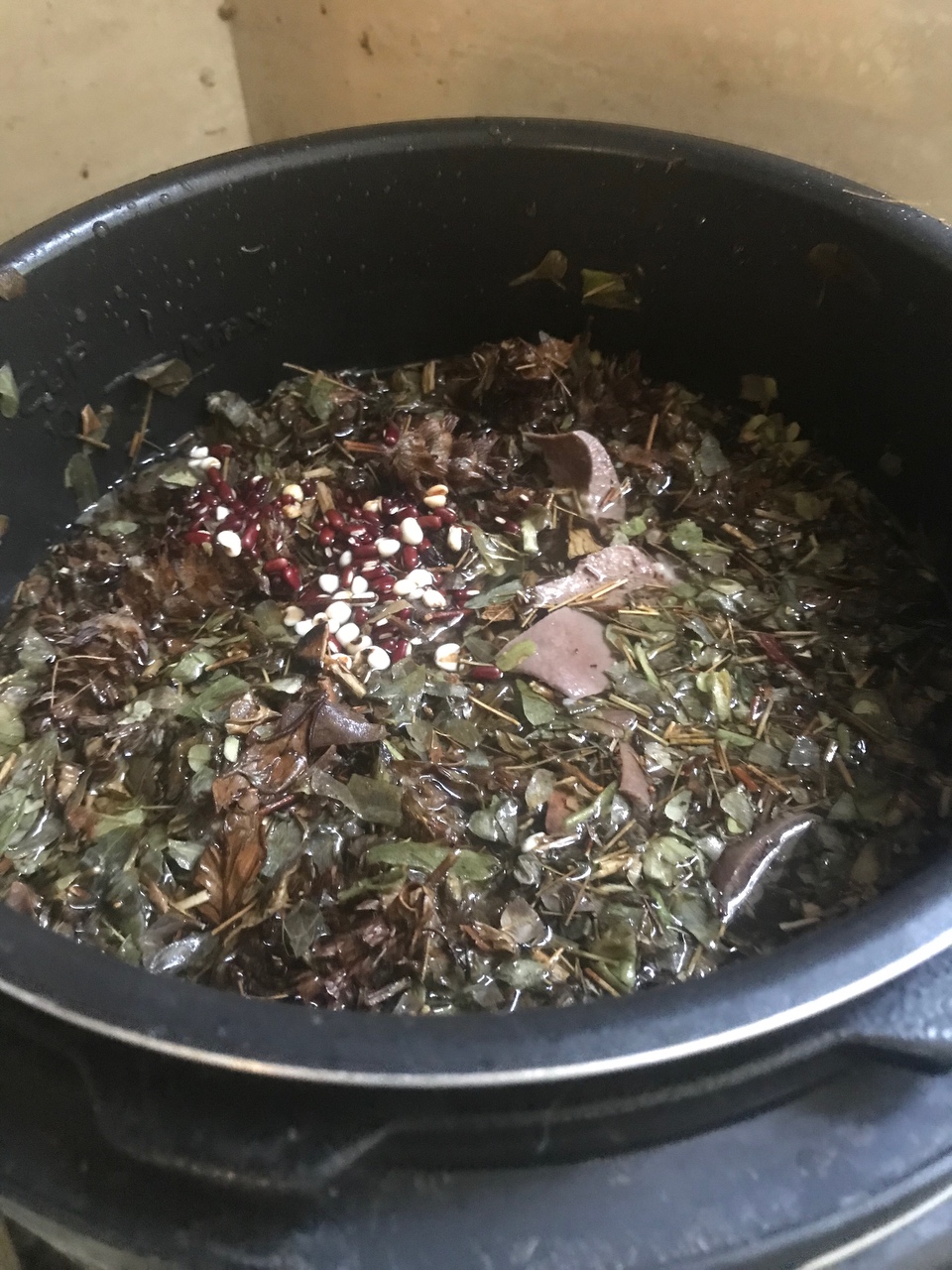 鸡骨草祛湿汤的做法