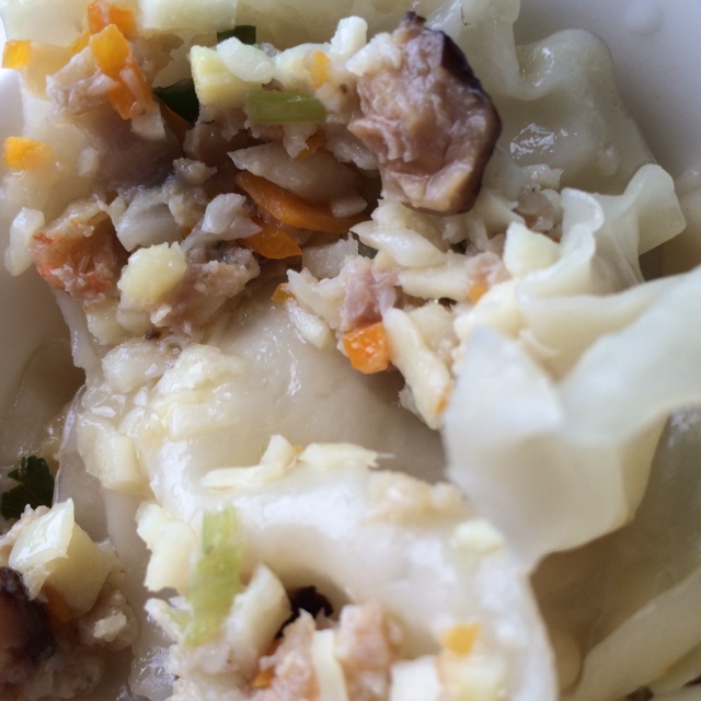 芹菜虾仁春笋饺子