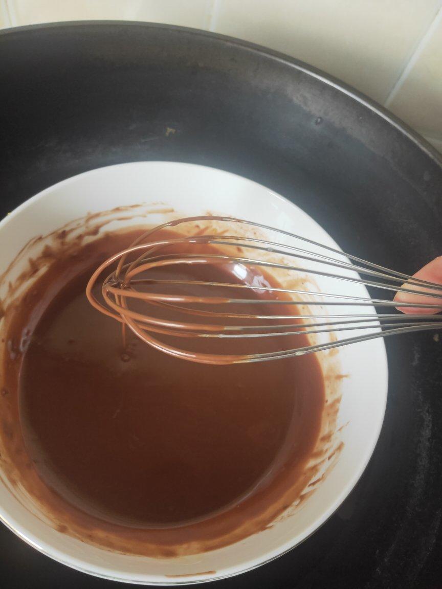 生酮饮食 无糖好利来冰山熔岩（简单又吃不胖的减肥巧克力蛋糕）