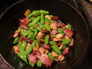 香辣豆干猪颈肉的做法 步骤4